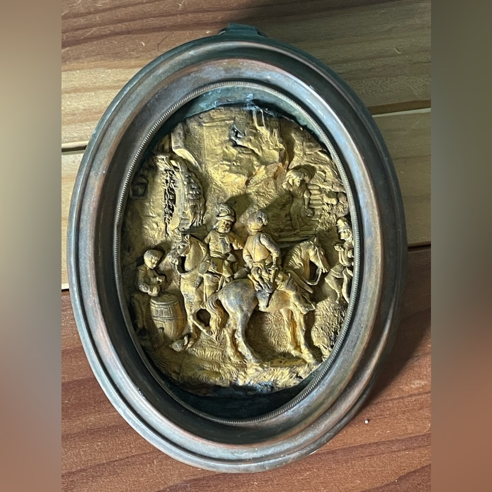 Antique Copper Repousse Framed Oval Plaque gold color plating 5.5x4”